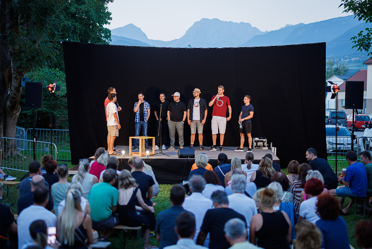 Barutanski stand up: Open mic | Kamfest | 11. 8. 2025